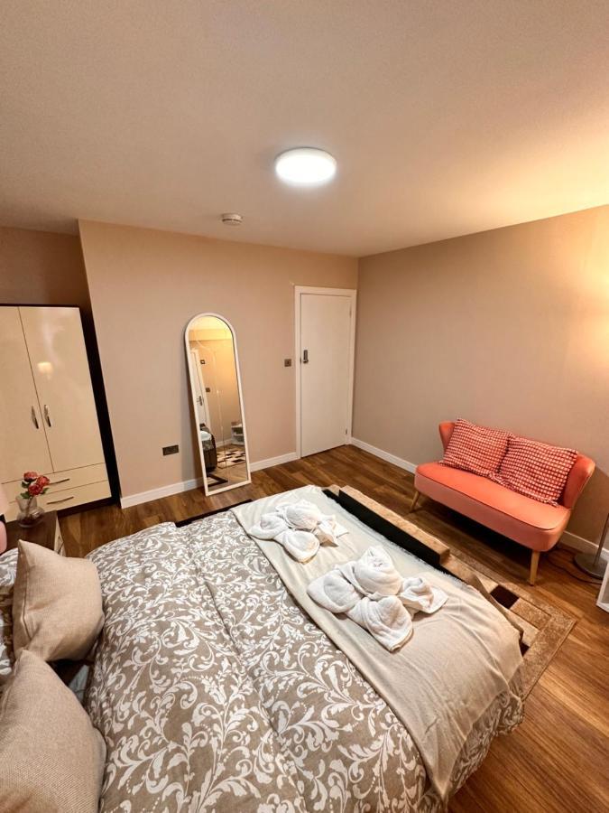 Canary Wharf Single Double And En-Suite Rooms ロンドン エクステリア 写真
