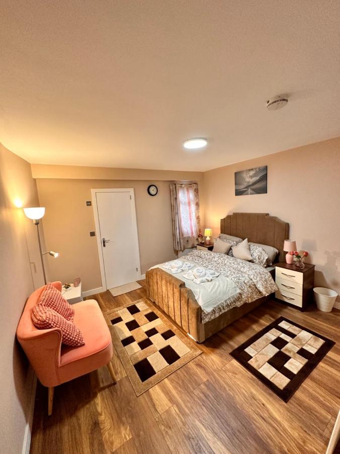Canary Wharf Single Double And En-Suite Rooms ロンドン エクステリア 写真